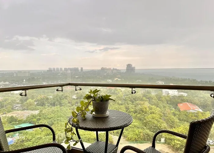 Cozy With Wifi, Balcony, Washer *