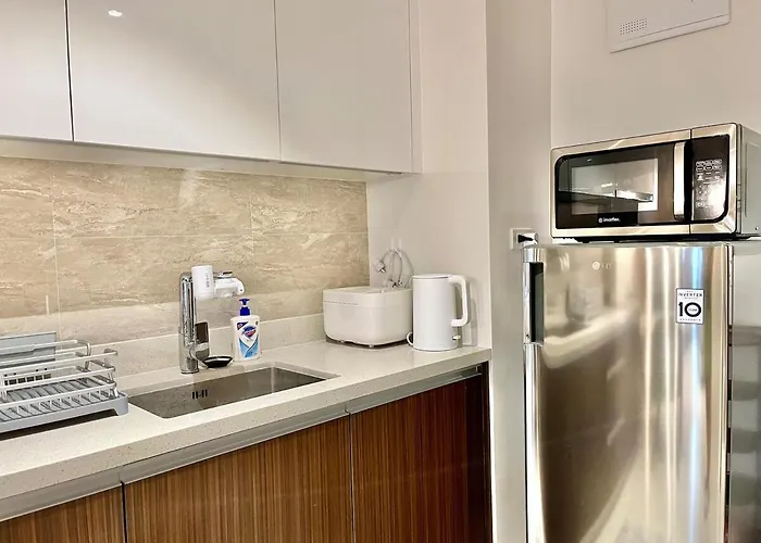 Apartment Cozy With Wifi, Balcony, Washer